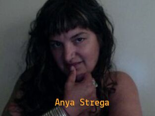 Anya_Strega