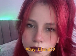 Abby_blond19