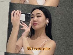 Akiramieko