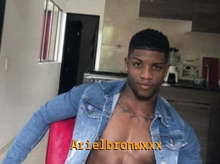 Arielbronwxxx