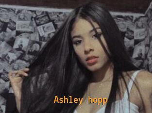 Ashley_hopp