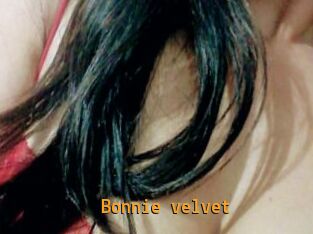 Bonnie_velvet