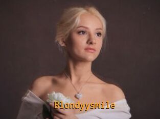 Blondyysmile