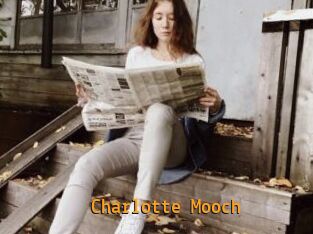 Charlotte_Mooch