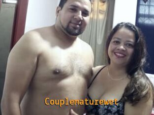Couplematurewet