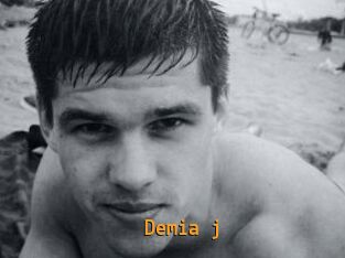 Demia_j