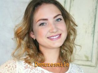 Demuresmile