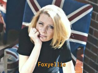 Foxyellie
