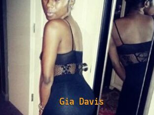 Gia_Davis