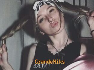 GrandeNiks