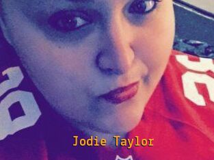 Jodie_Taylor