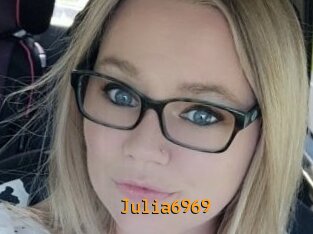 Julia6969
