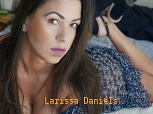 Larissa_Daniels