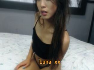Luna_xx