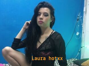 Laura_hotxx