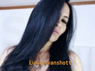 Luna_evanshott