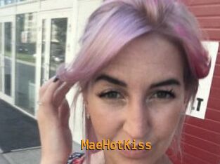 MaeHotKiss