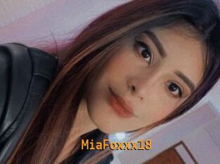 MiaFoxxx18