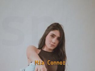 Mia_Connor