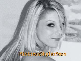 MistressSkylerMoon