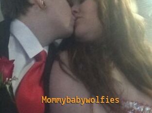 Mommybabywolfies