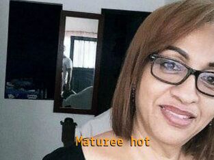 Maturee_hot