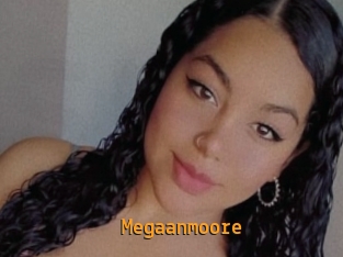 Megaanmoore