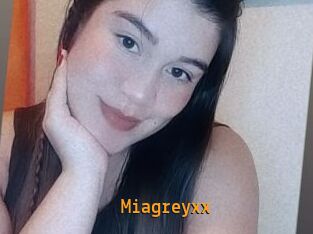 Miagreyxx