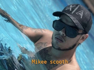 Mikee_scooth