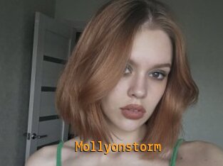 Mollyonstorm