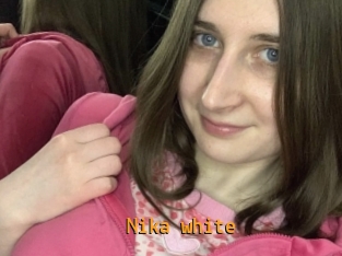 Nika_white