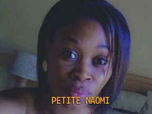 PETITE_NAOMI