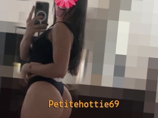 Petitehottie69