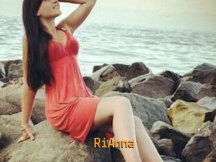 Ri_Anna