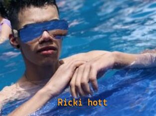 Ricki_hott