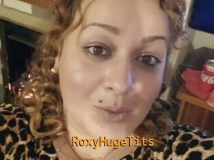 RoxyHugeTits