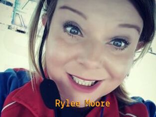 Rylee_Moore