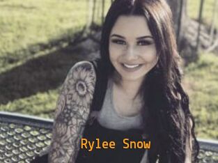 Rylee_Snow