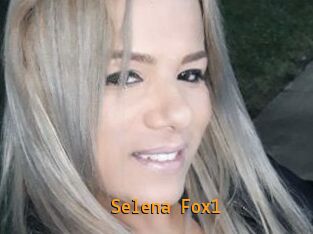 Selena_Fox1