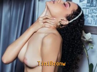 TiniBronw Sexcam Portal