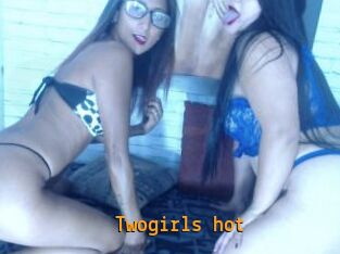 Twogirls_hot